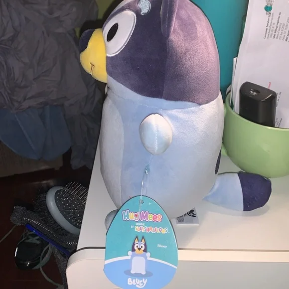 Hugmees by squismallows Bluey ‎ NWT - Picture 4 of 11